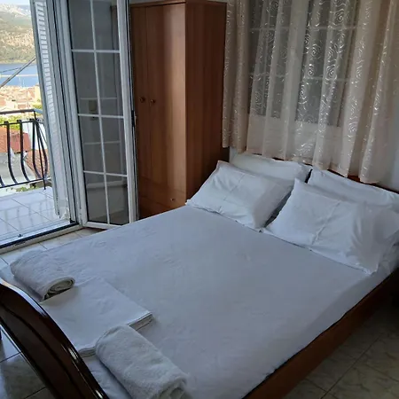 Elena Seaview House Apartment