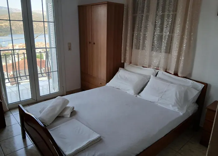 Elena Seaview House *