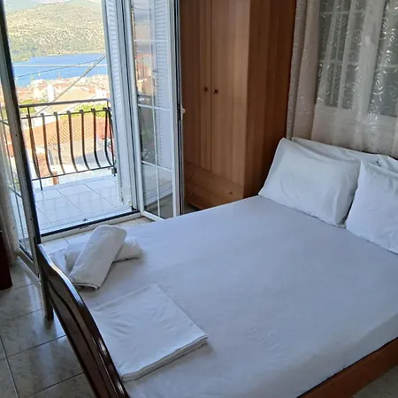 Apartament Elena Seaview House *