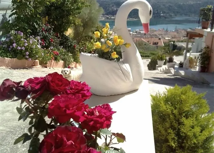 Διαμέρισμα Elena Seaview House