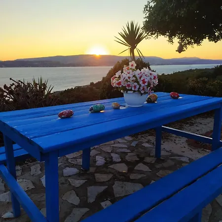 Elena Seaview House *