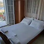 Elena Seaview House Apartment