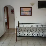 Elena Seaview House Apartment